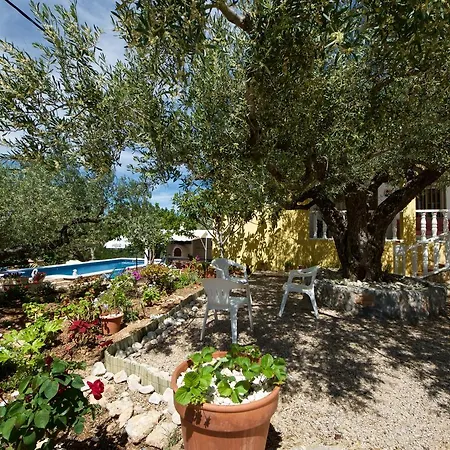 Holiday home La Cochera El Perello (Catalonia)